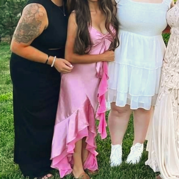 Pink Satin Gown with Chiffon Lining - Picture 12 of 12